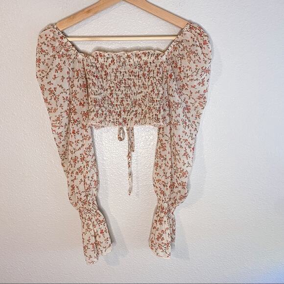 Micro Floral Smocked Crop Long Sleeve Top - Picture 5 of 5